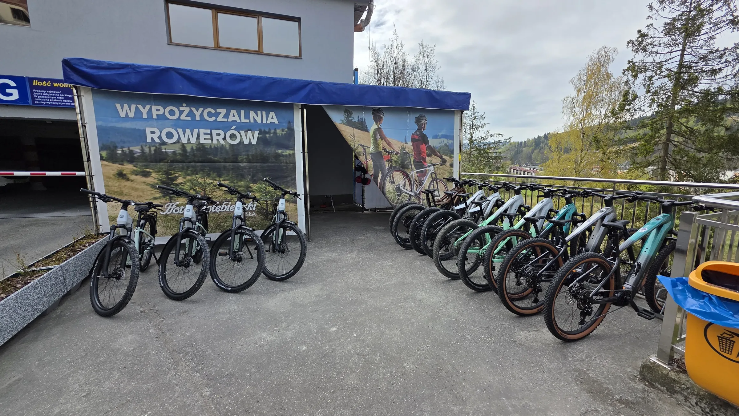 Rowery elektryczne Bosch 800Wh w wypożyczalni Hotel Gołębiewski Wisła